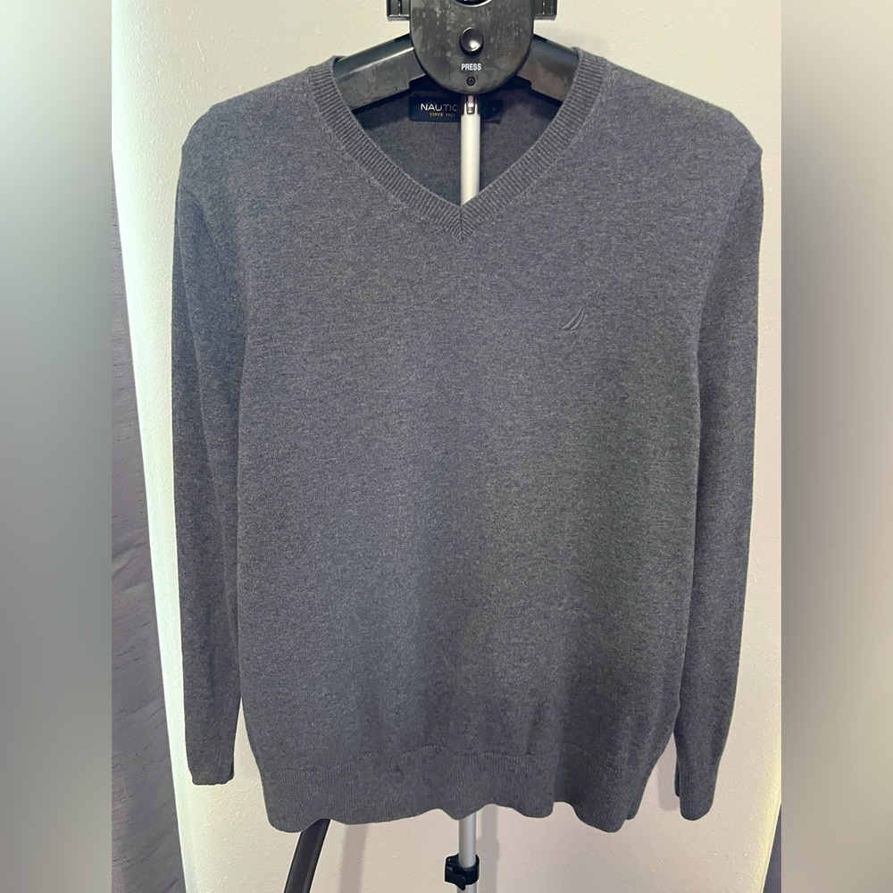 Nautica Grey V-Neck Sweater Mens Size Medium